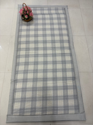 Single Size Long Folding Mats #G2335