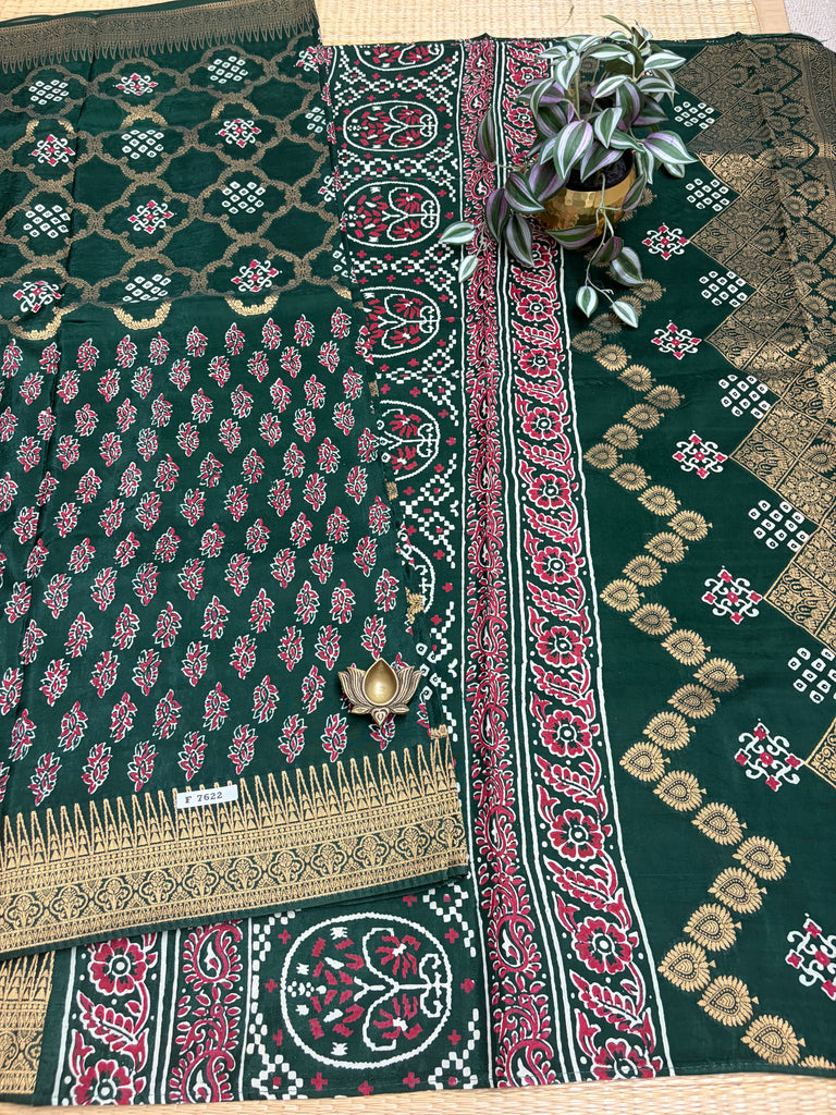 Printed Crepe Saree #F7622