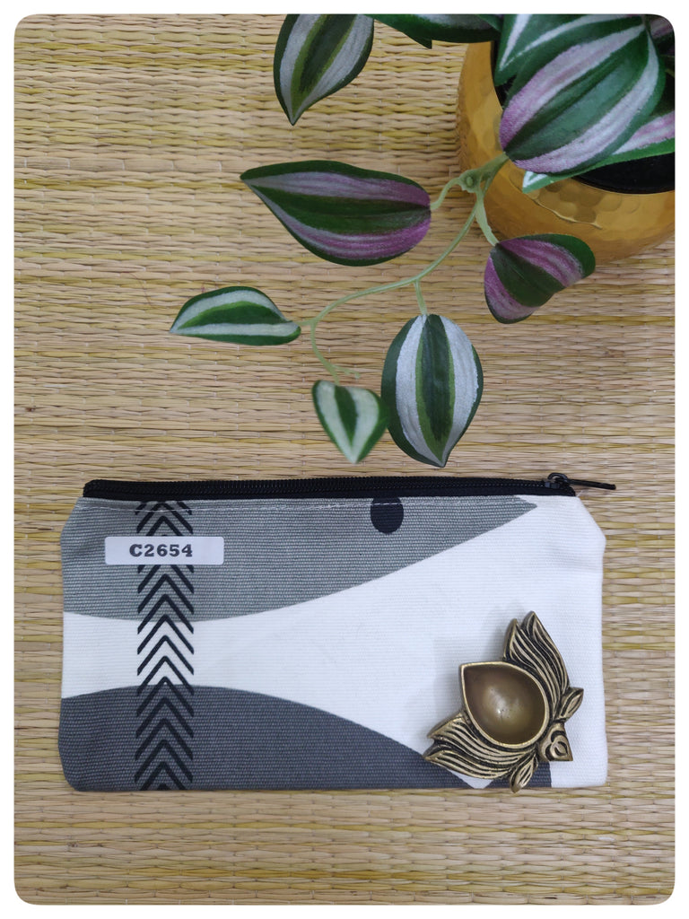 Pouches #C2654
