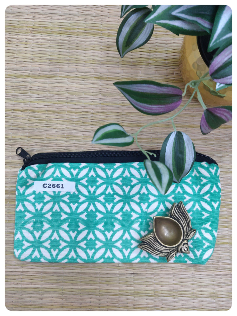 Pouches #C2661